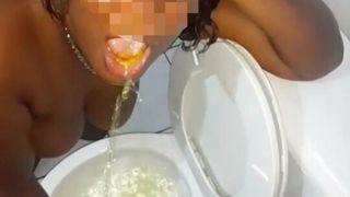 Freakyqueen husband doesn’t know her mouth is my urinal.