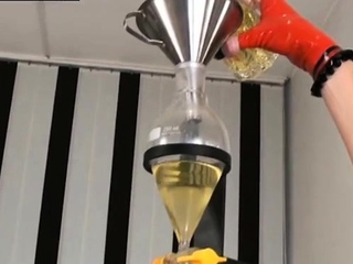 Erected shlong deflores vagina